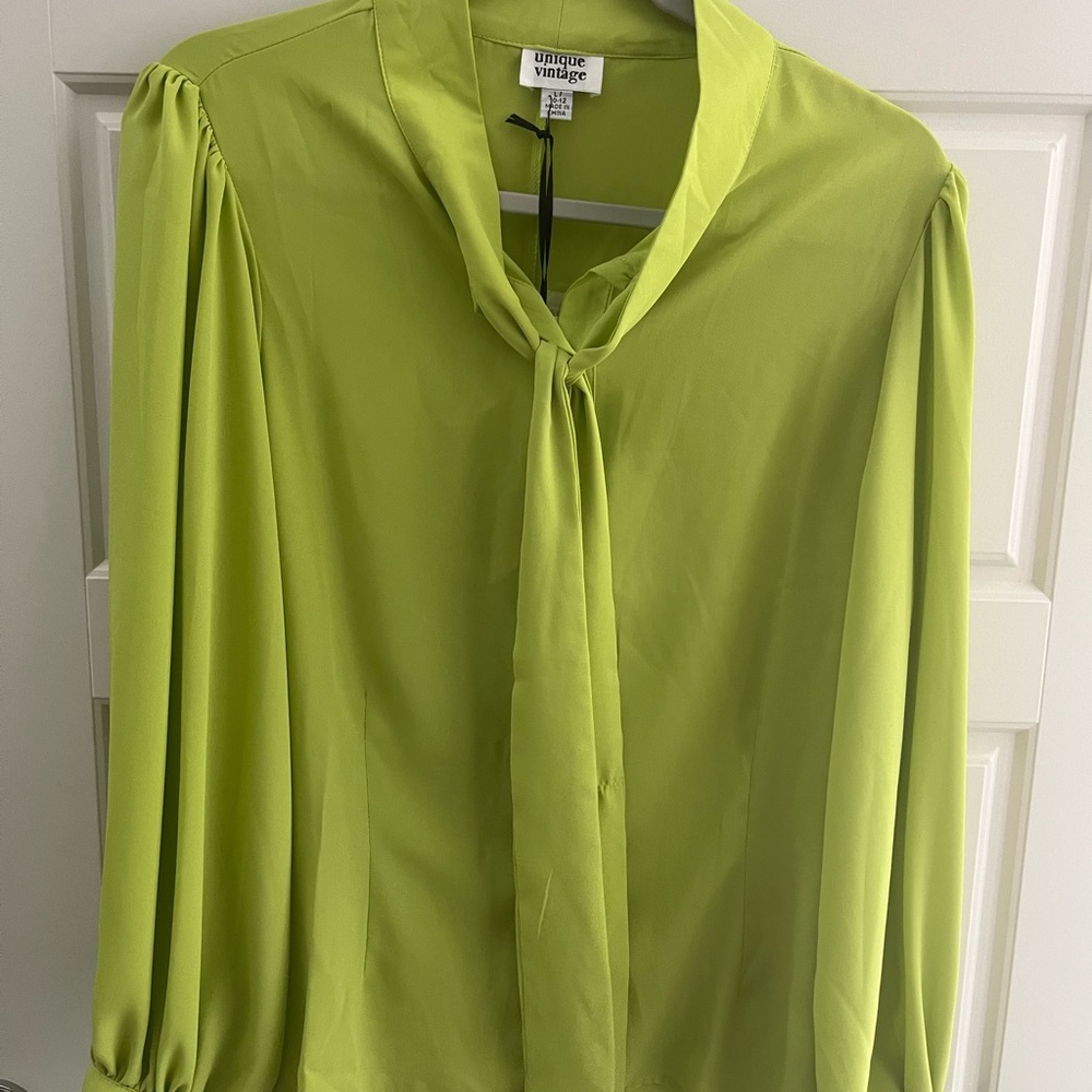 Unique Vintage Gwen Blouse NWT